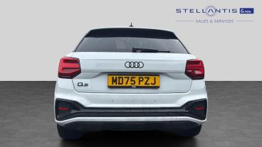 SPOTICAR Audi Q2 1.5 Tfsi Cod 35 Black Edition S Tronic Euro 6 (s/s Used Car - Suv Petrol White - Salford - 1200629956_4