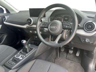 SPOTICAR Audi Q2 1.0 Tfsi 30 Technik Euro 6 (s/s) 5dr Used Car - Suv Petrol Black - Burton-on-trent - 1200632456_5