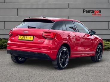SPOTICAR Audi Q2 1.6 Tdi 30 Black Edition Euro 6 (s/s) 5dr Used Car - Suv Diesel Red - Nottingham - 1200632771_4