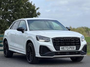SPOTICAR Audi Q2 1.5 Tfsi Cod 35 Black Edition S Tronic Euro 6 (s/s Used Car - Suv Petrol White - Balsall Common - 1200636163_1