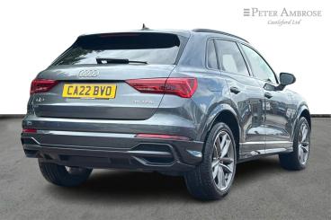 SPOTICAR Audi Q3 1.5 Tfsi Cod 35 Black Edition Euro 6 (s/s) 5dr Used Car - Suv Petrol Grey - Castleford - 1200524017_3