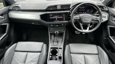 SPOTICAR Audi Q3 1.4 Tfsie 45 S Line S Tronic Euro 6 (s/s) 5dr 13kw Used Car - Suv Plug-in Hybrid Black - Leicester - 1200553542_4