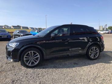SPOTICAR Audi Q3 1.5 Tfsi Cod 35 Black Edition S Tronic Euro 6 (s/s Used Car - Suv Petrol Black - Inverness - 1200560900_4