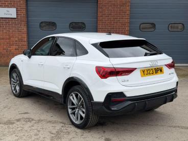 SPOTICAR Audi Q3 1.4 Tfsie 45 Black Edition Sportback S Tronic Euro Used Car - Suv Plug-in Hybrid White - Billinghay - 1200578617_2