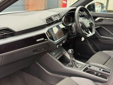 SPOTICAR Audi Q3 1.4 Tfsie 45 Black Edition Sportback S Tronic Euro Used Car - Suv Plug-in Hybrid White - Billinghay - 1200578617_3