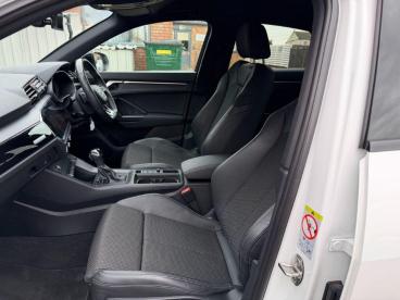SPOTICAR Audi Q3 1.4 Tfsie 45 Black Edition Sportback S Tronic Euro Used Car - Suv Plug-in Hybrid White - Billinghay - 1200578617_5