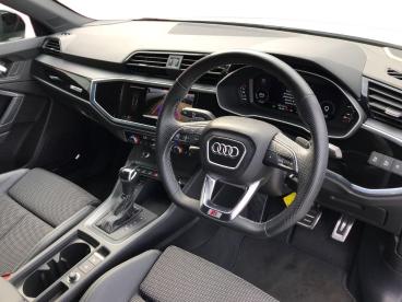 SPOTICAR Audi Q3 1.5 Tfsi Cod 35 Black Edition Sportback S Tronic E Used Car - Suv Petrol White - Bangor - 1200593894_3