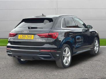 SPOTICAR Audi Q3 2.0 Tdi 35 S Line Quattro Euro 6 (s/s) 5dr Used Car - Suv Diesel Black - Selby - 1200602102_5
