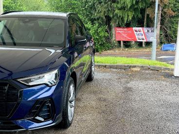 SPOTICAR Audi Q3 1.5 Tfsi Cod 35 Black Edition S Tronic Euro 6 (s/s Used Car - Suv Petrol Blue - Pontypridd - 1200605366_3