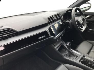 SPOTICAR Audi Q3 1.5 Tfsi Cod 35 Black Edition Sportback S Tronic E Used Car - Suv Petrol White - Bangor - 1200606907_5