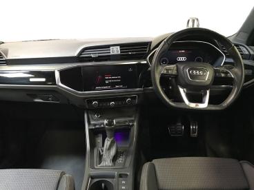 SPOTICAR Audi Q3 1.5 Tfsi Cod 35 Black Edition S Tronic Euro 6 (s/s Used Car - Suv Petrol White - Bangor - 1200607819_4