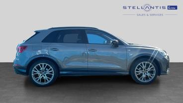 SPOTICAR Audi Q3 1.5 Tfsi Cod 35 Black Edition S Tronic Euro 6 (s/s Used Car - Suv Petrol Grey - Romford - 1200612773_2