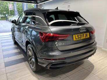 SPOTICAR Audi Q3 1.5 Tfsi Cod 35 Black Edition S Tronic Euro 6 (s/s Used Car - Suv Petrol Grey - Peterborough - 1200634254_3