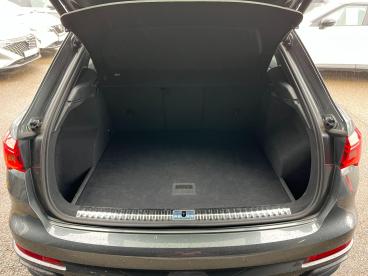 SPOTICAR Audi Q3 1.5 Tfsi Cod 35 Black Edition S Tronic Euro 6 (s/s Used Car - Suv Petrol Grey - Peterborough - 1200634254_5