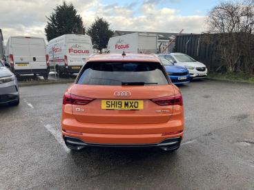 SPOTICAR Audi Q3 1.5 Tfsi Cod 35 S Line S Tronic Euro 6 (s/s) 5dr Used Car - Suv Petrol Orange - Inverness - 1200640098_4