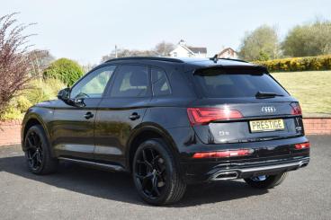 SPOTICAR Audi Q5 2.0 Tdi 40 S Line S Tronic Quattro Euro 6 (s/s) 5d Used Car - Suv Diesel Black - Ballymena County Antrim - 1200597527_5