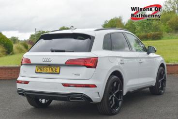 SPOTICAR Audi Q5 2.0 Tdi 40 S Line S Tronic Quattro Euro 6 (s/s) 5d Used Car - Suv Diesel White - Ballymena County Antrim - 1200605237_3