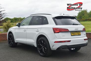 SPOTICAR Audi Q5 2.0 Tdi 40 S Line S Tronic Quattro Euro 6 (s/s) 5d Used Car - Suv Diesel White - Ballymena County Antrim - 1200605237_5