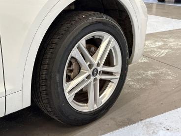 SPOTICAR Audi Q5 2.0 Tdi 40 S Line S Tronic Quattro Euro 6 (s/s) 5d Used Car - Suv Diesel White - Swansea - 1200605824_4