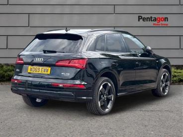 SPOTICAR Audi Q5 2.0 Tdi 40 Black Edition S Tronic Quattro Euro 6 ( Used Car - Suv Diesel Black - Derby - 1200631808_4