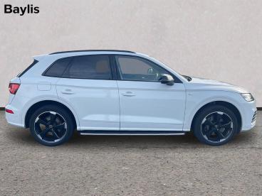 SPOTICAR Audi Q5 2.0 Tdi 40 Black Edition S Tronic Quattro Euro 6 ( Used Car - Suv Diesel White - Evesham - 1200642739_5