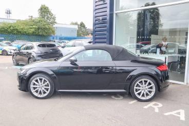 SPOTICAR Audi Tt 2.0 Tfsi Sport Roadster Euro 6 (s/s) 2dr Used Car - Saloon Petrol Black - Leamington - 1200532996_5