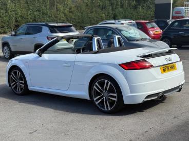 SPOTICAR Audi Tt 2.0 Tfsi S Line Roadster Euro 6 (s/s) 2dr Used Car - Saloon Petrol White - Chippenham - 1200554248_3