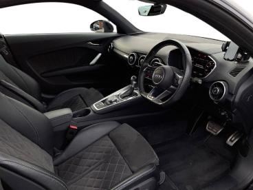 SPOTICAR Audi Tt 2.0 Tfsi 40 S Line S Tronic Euro 6 (s/s) 3dr Used Car - Coupe Petrol Black - Selby - 1200568410_2