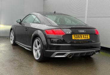 SPOTICAR Audi Tt 2.0 Tfsi 40 S Line S Tronic Euro 6 (s/s) 3dr Used Car - Coupe Petrol Black - Darlington - 1200577693_3
