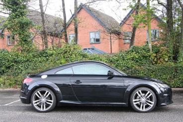 SPOTICAR Audi Tt 1.8 Tfsi S Line Euro 6 (s/s) 3dr Used Car - Coupe Petrol Black - Lichfield - 1200594055_4