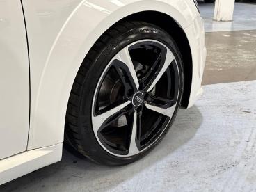SPOTICAR Audi Tt 2.0 Tfsi 40 Sport Edition S Tronic Euro 6 (s/s) 3d Used Car - Coupe Petrol White - Swansea - 1200607649_4