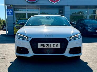 SPOTICAR Audi Tt 2.0 Tfsi 45 Sport Edition S Tronic Euro 6 (s/s) 3d Used Car - Coupe Petrol White - Chippenham - 1200624982_2
