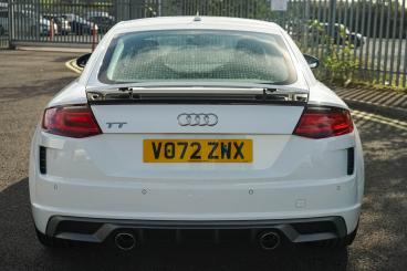 SPOTICAR Audi Tt 2.0 Tfsi 40 S Line S Tronic Euro 6 (s/s) 3dr Used Car - Coupe Petrol White - Bromsgrove - 1200639181_5