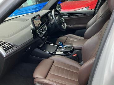 SPOTICAR Bmw Ix3 80kwh M Sport Auto 5dr Used Car - Suv Electric White - Gravesend - 1200617967_3
