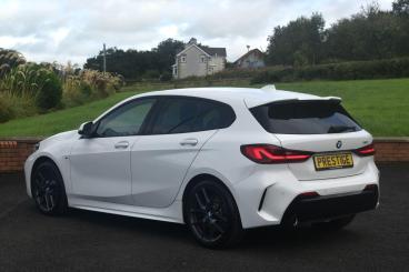SPOTICAR Bmw 1 Series Serie 1 .5 118i M Sport (lcp) Dct Euro 6 (s/s) 5dr Used Car - Hatchback Petrol White - Ballymena County Antrim - 1200542197_5