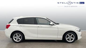 SPOTICAR Bmw 1 Series Serie 1 2.0 118d Se Auto Euro 6 (s/s) 5dr Used Car - Hatchback Diesel White - Liverpool - 1200548041_2