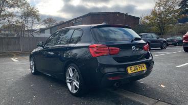 SPOTICAR Bmw 1 Series Serie 1 .5 118i M Sport Euro 6 (s/s) 5dr Used Car - Hatchback Petrol Black - Walton On Thames - 1200556916_5