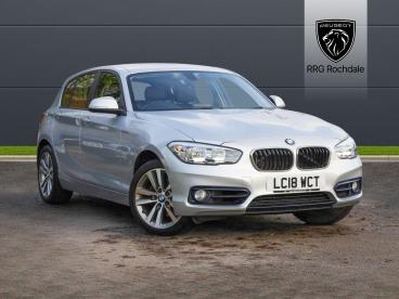 SPOTICAR Bmw 1 Series Serie 1 2.0 120i Sport Auto Euro 6 (s/s) 5dr Used Car - Hatchback Petrol Silver - Rochdale - 1200562361_1