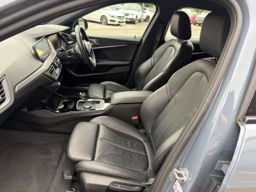 SPOTICAR Bmw 1 Series Serie 1 .5 118i M Sport (lcp) Dct Euro 6 (s/s) 5dr Used Car - Hatchback Petrol Grey - Billinghay - 1200562754_5