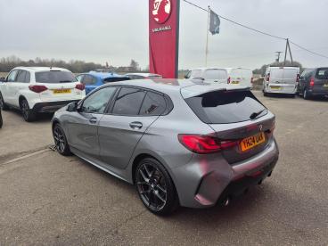 SPOTICAR Bmw 1 Series Serie 1 .5 118i M Sport (lcp) Dct Euro 6 (s/s) 5dr Used Car - Hatchback Petrol Grey - Boston - 1200573818_3