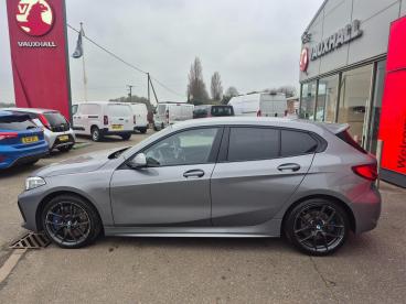 SPOTICAR Bmw 1 Series Serie 1 .5 118i M Sport (lcp) Dct Euro 6 (s/s) 5dr Used Car - Hatchback Petrol Grey - Boston - 1200573818_4