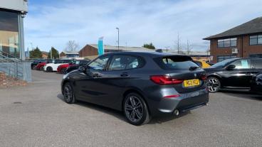 SPOTICAR Bmw 1 Series Serie 1 2.0 118d Sport Euro 6 (s/s) 5dr Used Car - Hatchback Diesel Grey - Crawley - 1200585223_5