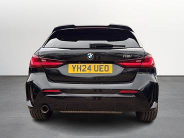 SPOTICAR Bmw 1 Series Serie 1 .5 118i M Sport (lcp) Euro 6 (s/s) 5dr Used Car - Hatchback Petrol Black - Letchworth - 1200586204_5