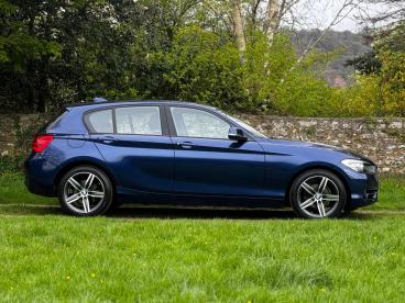 SPOTICAR Bmw 1 Series Serie 1 .5 118i Gpf Sport Auto Euro 6 (s/s) 5dr Used Car - Hatchback Petrol Blue - Abergavenny - 1200593612_3