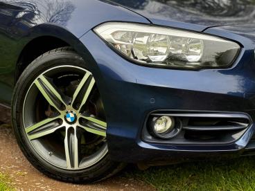 SPOTICAR Bmw 1 Series Serie 1 .5 118i Gpf Sport Auto Euro 6 (s/s) 5dr Used Car - Hatchback Petrol Blue - Abergavenny - 1200593612_5