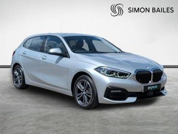 SPOTICAR Bmw 1 Series Serie 1 .5 118i Sport Euro 6 (s/s) 5dr Used Car - Hatchback Petrol Silver - Northallerton - 1200609227_1