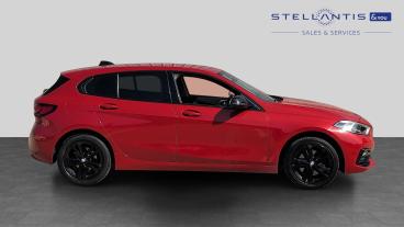 SPOTICAR Bmw 1 Series Serie 1 .5 118i Sport (lcp) Dct Euro 6 (s/s) 5dr Used Car - Hatchback Petrol Red - Liverpool - 1200611737_2