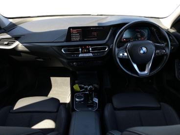 SPOTICAR Bmw 1 Series Serie 1 .5 118i Sport (lcp) Dct Euro 6 (s/s) 5dr Used Car - Hatchback Petrol Grey - Bangor - 1200619603_4