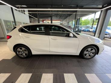 SPOTICAR Bmw 1 Series Serie 1 .5 116d Se (lcp) Dct Euro 6 (s/s) 5dr Used Car - Hatchback Diesel White - Peterborough - 1200622019_4