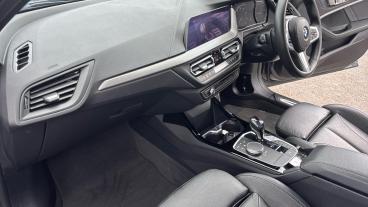 SPOTICAR Bmw 1 Series Serie 1 .5 118i M Sport Dct Euro 6 (s/s) 5dr Used Car - Hatchback Petrol Grey - Redditch - 1200624478_2
